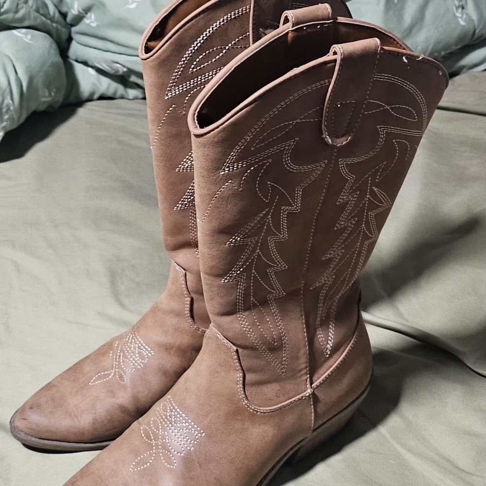 No Boundaries Brown Embroidered Heeled Boots